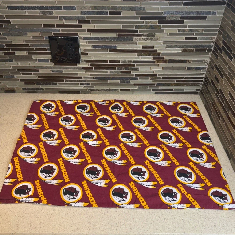 Vintage Washington Redskins NFL Standard Pillowcase Burgundy Gold Original Logo